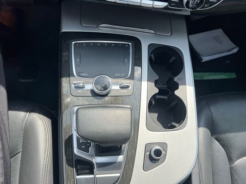 Used 2018 Audi Q7 2.0T Premium Plus w/ Premium Plus Package image 51