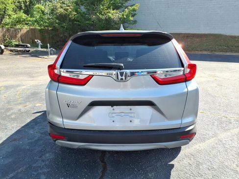 Used 2017 Honda CR-V LX image 4