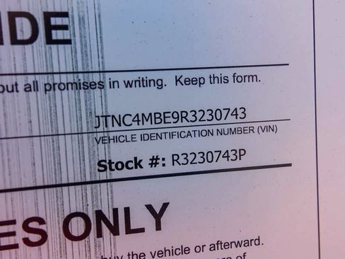 Used 2024 Toyota Corolla XSE image 28