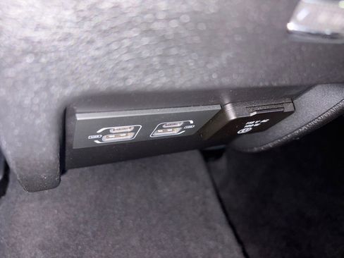 Used 2022 Jeep Cherokee Trailhawk w/ Premium Leather Package image 49