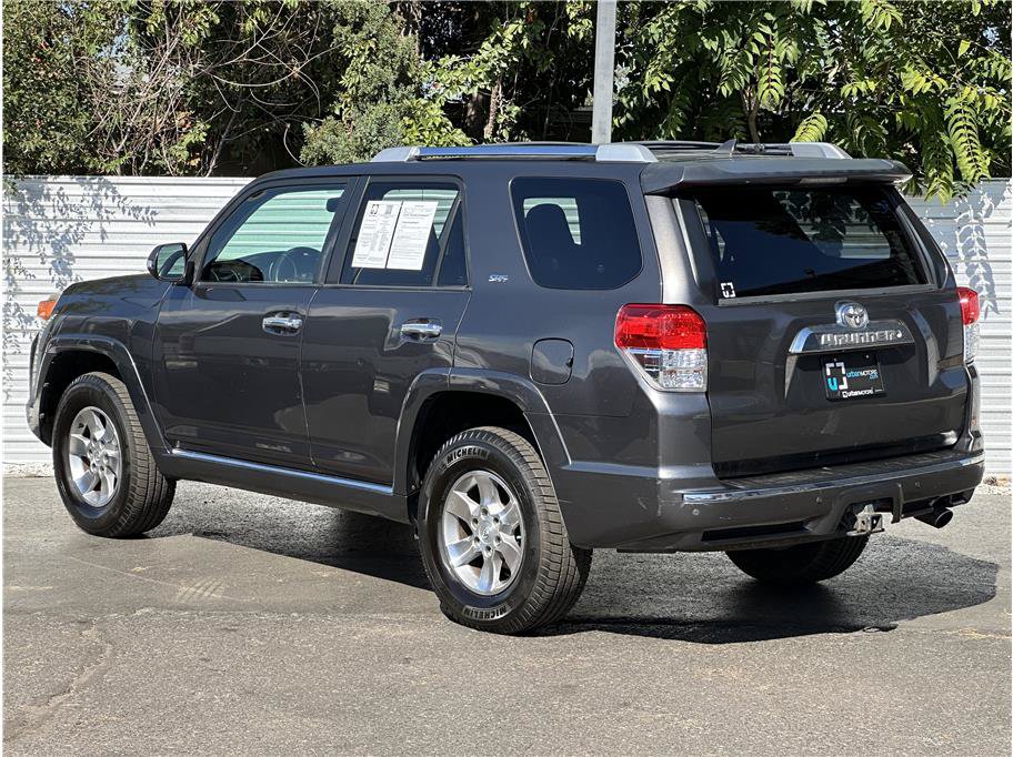 Used 2010 Toyota 4Runner SR5 AWD/4WD image 3