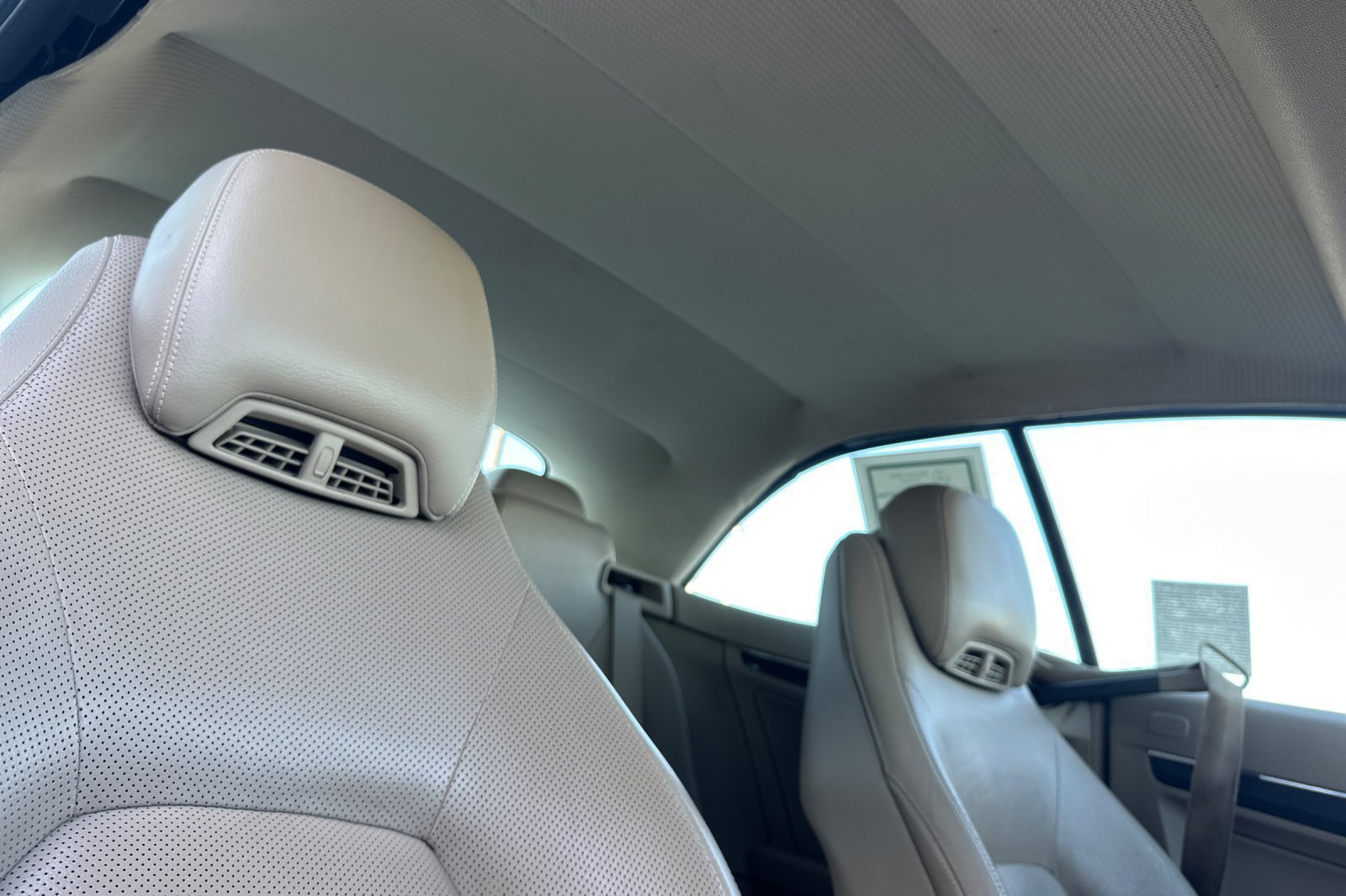 Used 2011 Mercedes-Benz E 350 Cabriolet image 17