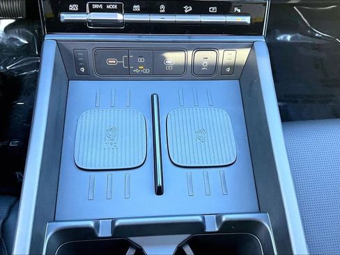 Used 2025 Hyundai Santa Fe Calligraphy image 33