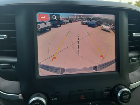 Used 2023 RAM 1500 Big Horn AWD/4WD image 25