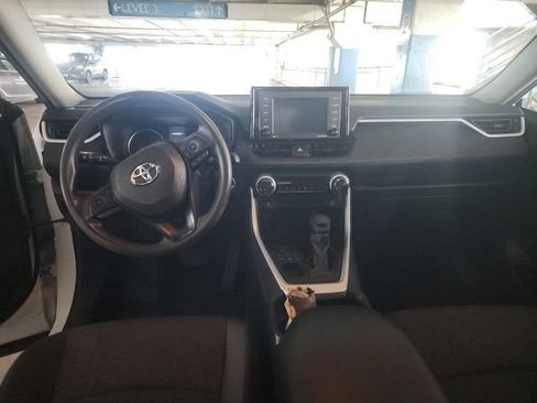Used 2021 Toyota RAV4 XLE w/ Convenience Package AWD/4WD image 6