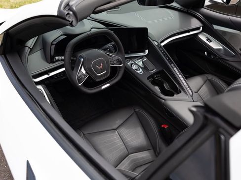 Used 2025 Chevrolet Corvette Z06 image 55