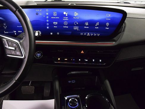 Used 2024 Buick Envision Preferred image 24