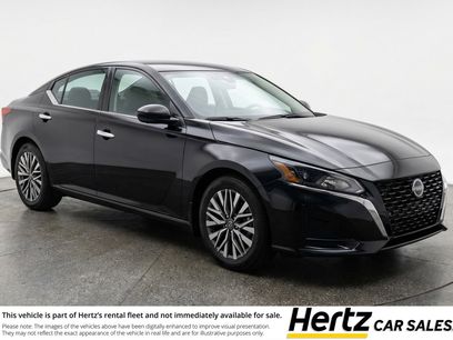 Used 2025 Nissan Altima 2.5 SV