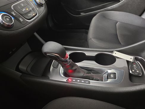 Certified 2022 Chevrolet Malibu RS FWD image 22