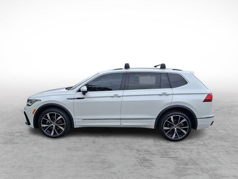 Used 2024 Volkswagen Tiguan SEL R-Line AWD/4WD image 2