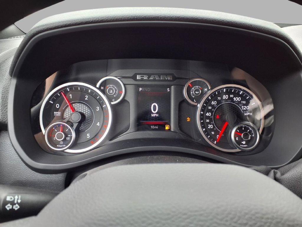 New 2026 RAM 5500 Tradesman AWD/4WD image 15