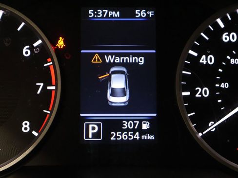 Used 2024 Nissan Sentra S image 38