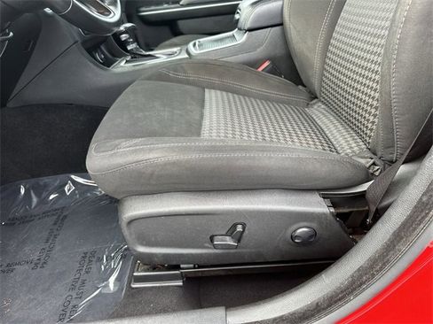 Used 2023 Dodge Charger SXT image 14