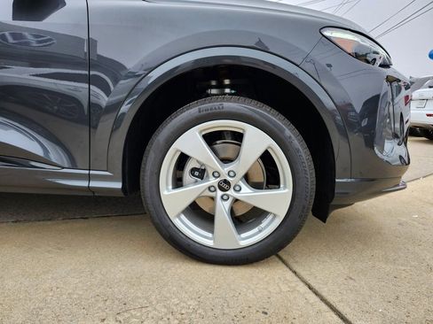 New 2025 Audi Q5 2.0T Premium Plus image 22