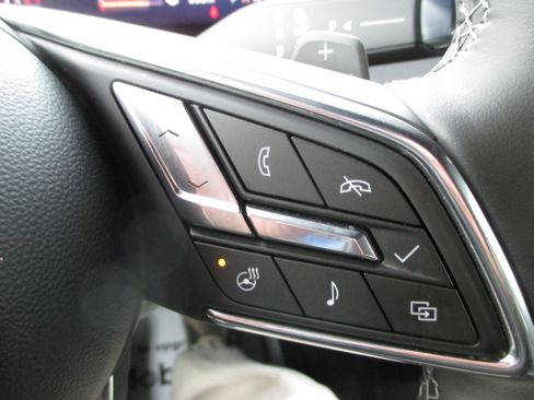 Used 2025 Buick Enclave Preferred image 24