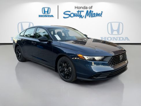 New 2025 Honda Accord SE image 1