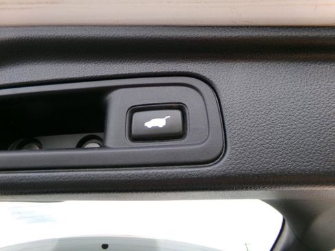 Used 2022 Honda Pilot Touring image 47