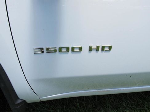 Used 2020 Chevrolet Silverado 3500 W/T w/ WT Convenience Package image 11