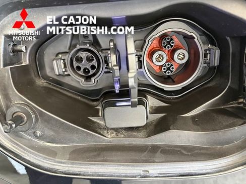 Used 2024 Mitsubishi Outlander SEL AWD/4WD image 4