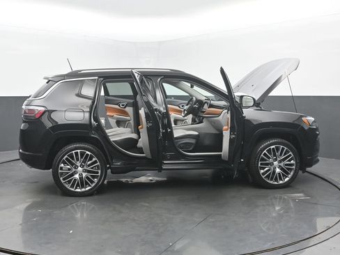 Used 2022 Jeep Compass Limited w/ Elite Group AWD/4WD image 60