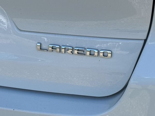 Used 2024 Jeep Grand Cherokee L Laredo AWD/4WD image 10