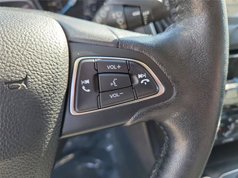 Used 2017 Ford Focus Titanium FWD image 24