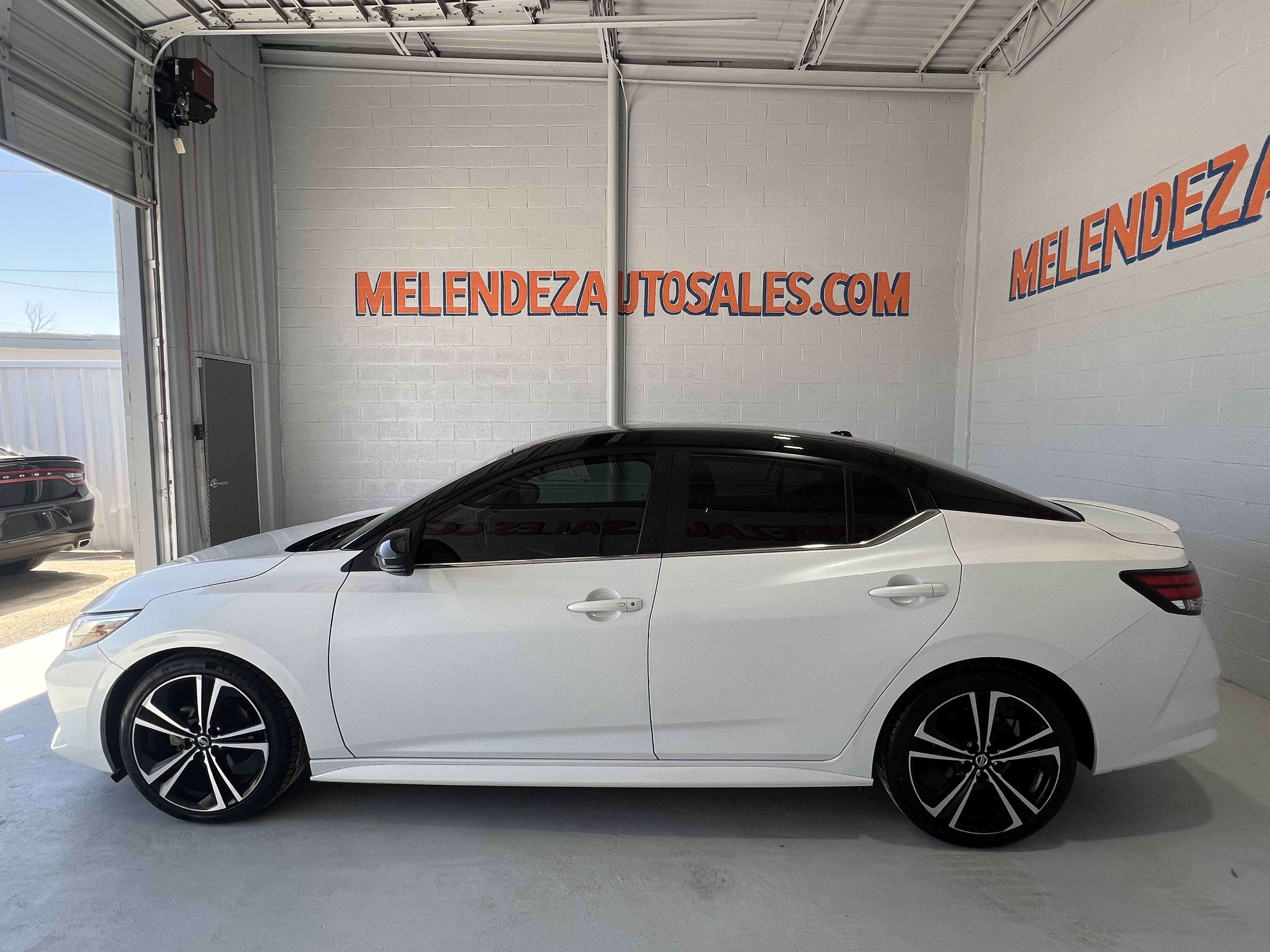 Used 2023 Nissan Sentra SR FWD image 13