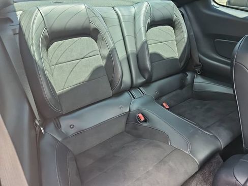 Used 2017 Ford Mustang Shelby GT350 RWD image 11