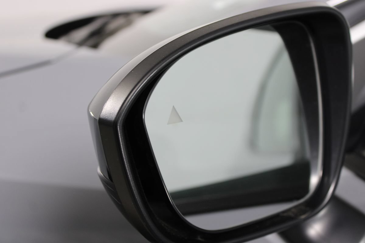 Used 2024 Nissan Ariya FWD image 33