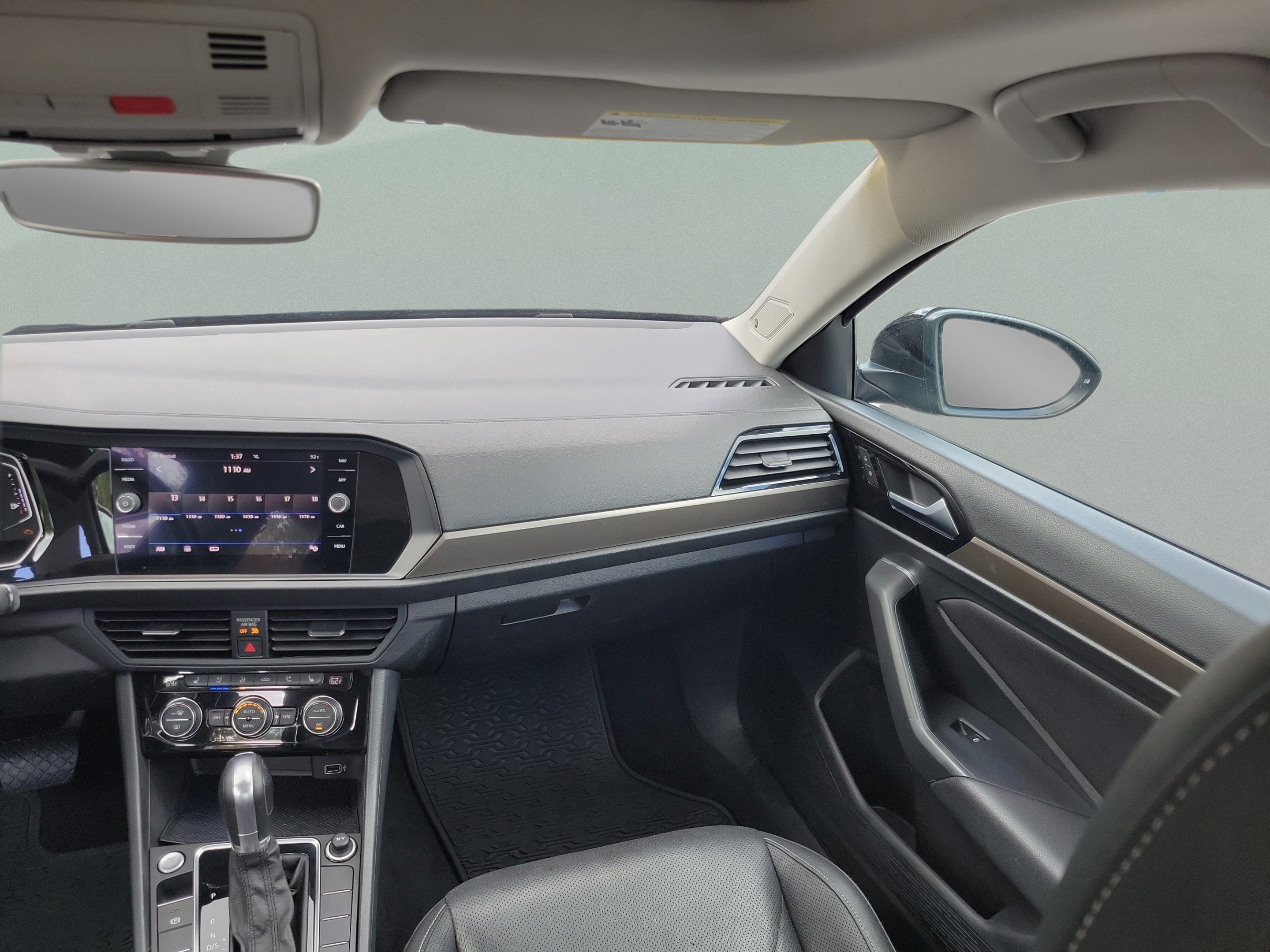 Used 2019 Volkswagen Jetta SEL Premium FWD image 7