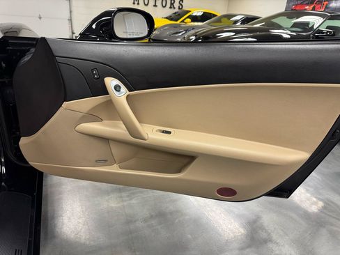 Used 2006 Chevrolet Corvette Convertible w/ Preferred Equipment Group RWD image 62