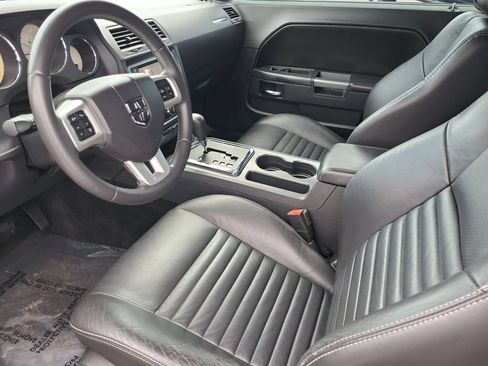 Used 2013 Dodge Challenger R/T Plus RWD image 12