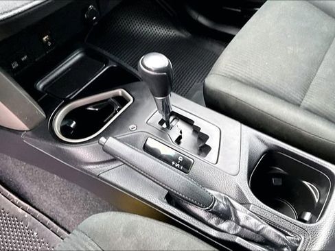 Used 2018 Toyota RAV4 LE w/ Carpet Mat Package image 13