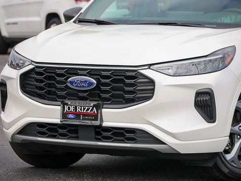 Used 2024 Ford Escape ST-Line w/ Tech Pack #1 AWD/4WD image 15