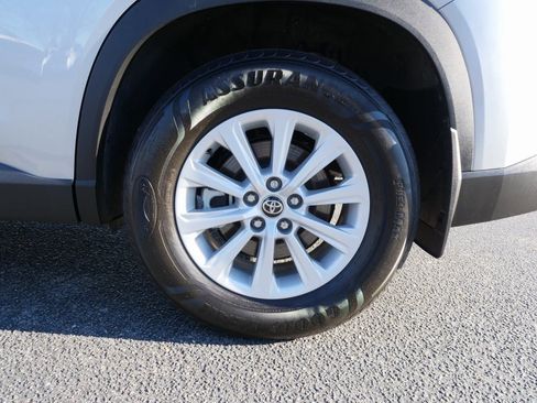 Used 2025 Toyota Grand Highlander AWD image 12