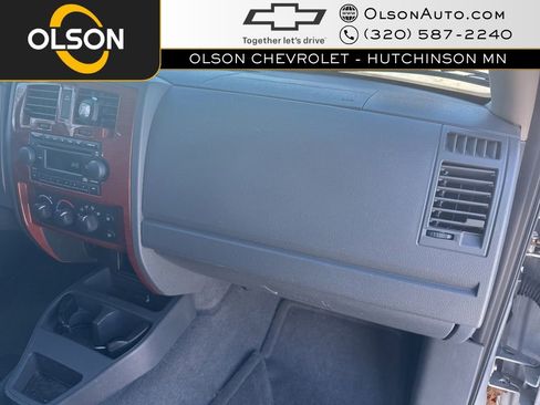Used 2005 Dodge Dakota SLT image 35