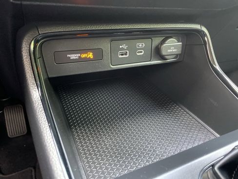 Certified 2025 Honda CR-V EX image 22