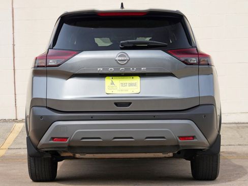 Used 2023 Nissan Rogue S FWD image 10