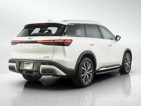 Used 2023 INFINITI QX60 Sensory AWD/4WD image 5