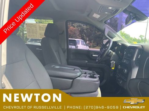 Used 2022 Chevrolet Silverado 2500 Custom w/ Custom Value Package AWD/4WD image 20