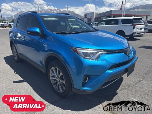 Used 2018 Toyota RAV4 Limited w/ Advanced Technology Package AWD/4WD image 11