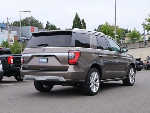 Used 2018 Ford Expedition Platinum AWD/4WD image 5