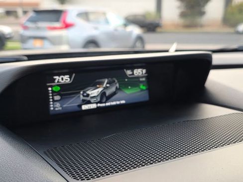 Used 2020 Subaru Ascent Limited w/ Technology Package image 34