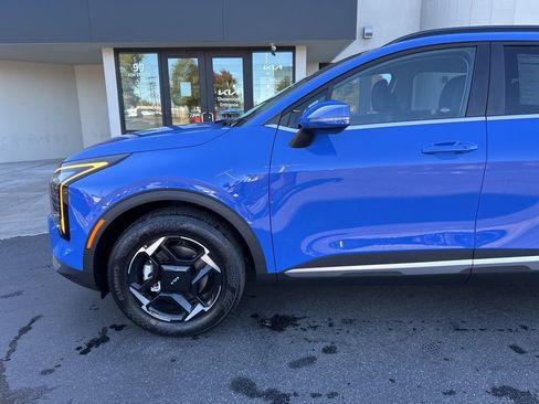 New 2026 Kia Sportage EX w/ EX Panorama Roof Package image 11