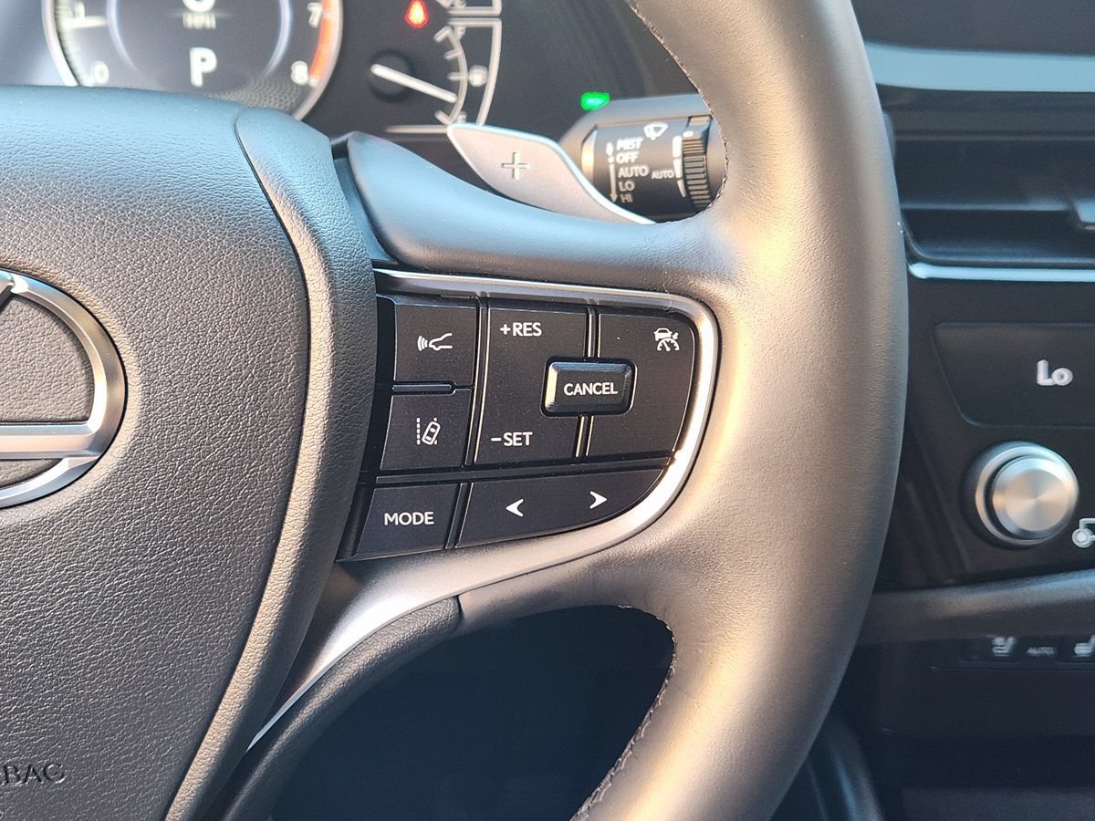 Used 2024 Lexus ES 350 w/ Premium Package FWD image 43