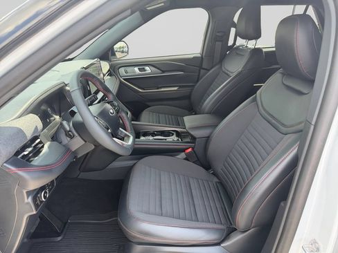 Used 2026 Ford Explorer ST-Line RWD image 10
