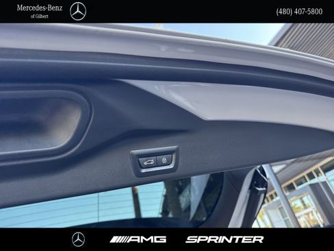 Used 2026 BMW X5 sDrive40i w/ Premium Package image 9