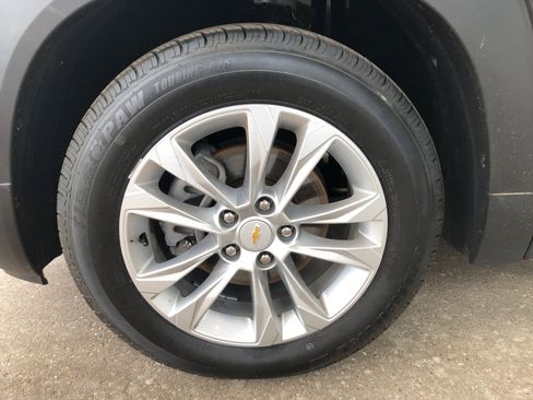Used 2021 Chevrolet TrailBlazer LS FWD image 4