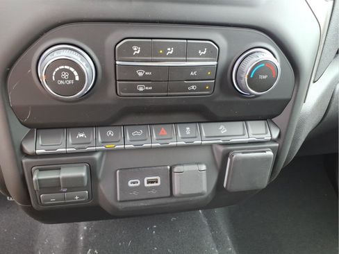 New 2026 Chevrolet Silverado 1500 Custom Trail Boss w/ LPO, Dark Essentials Package image 21