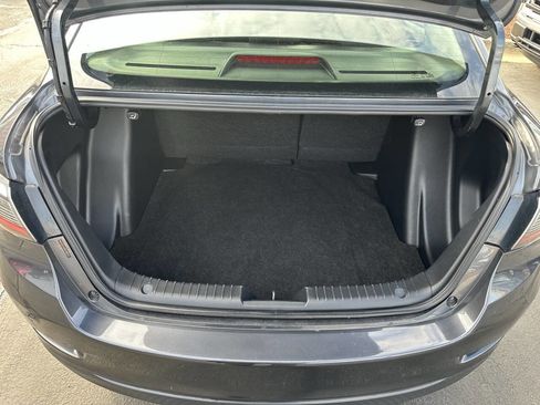 Used 2017 Toyota Yaris iA image 9